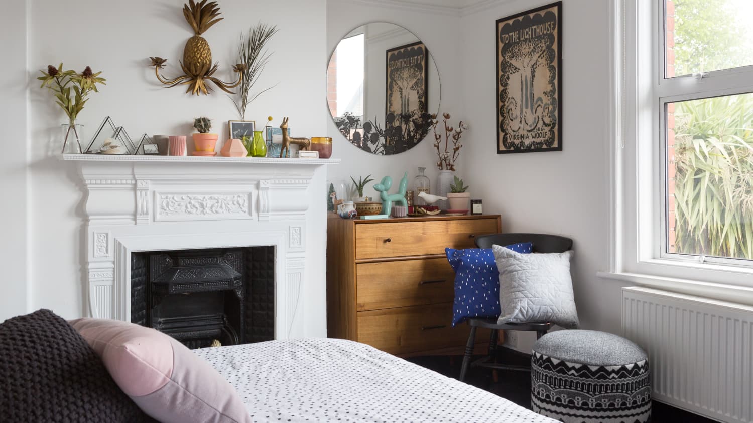 Best bedroom outlet storage